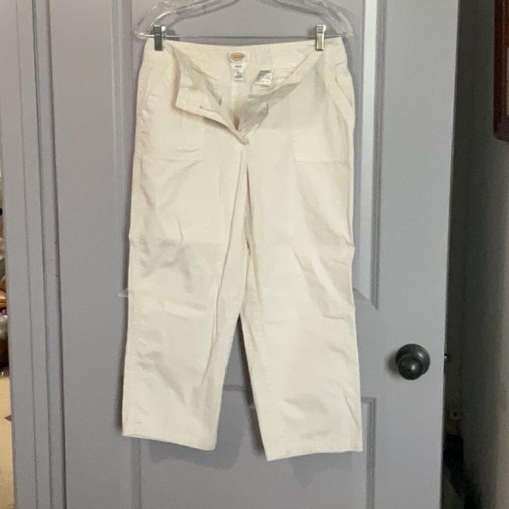 Women’s Talbots Cream Cropped Pants size 10